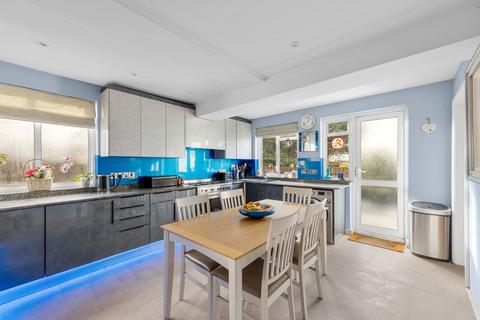 11 Thorndon Gardens, Epsom, KT19 0QB