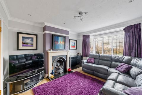 11 Thorndon Gardens, Epsom, KT19 0QB