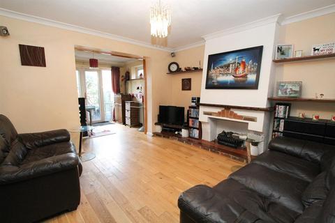 3 bedroom end of terrace house for sale, Sandy Lane North, Wallington SM6