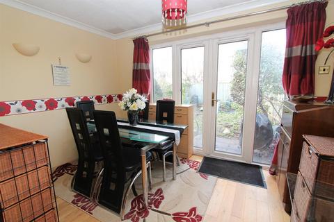 3 bedroom end of terrace house for sale, Sandy Lane North, Wallington SM6