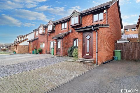 3 bedroom semi-detached house to rent, Hafan Heulog, Pontypridd CF37