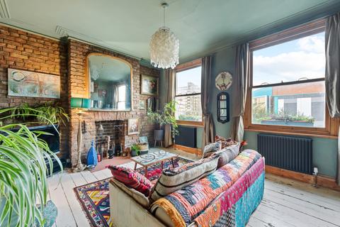 3 bedroom maisonette for sale, York Way, London N7