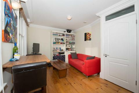 1 bedroom flat to rent, Holloway Road, Upper Holloway, N19