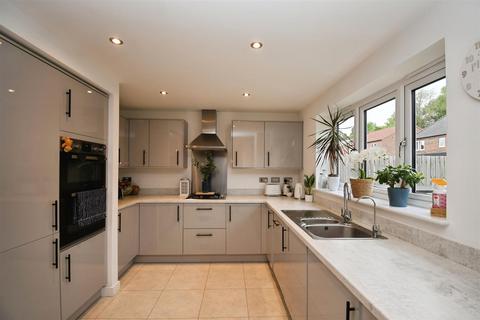 4 bedroom detached house for sale, Hudson Avenue, Anlaby, Hull