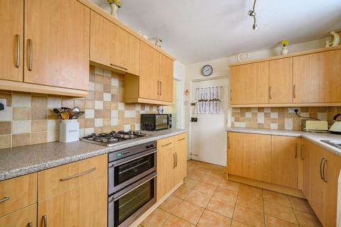 3 bedroom semi-detached house for sale, Denshaw Drive, Leeds, LS27