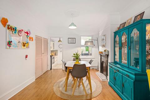 73 Flaxton Road, London, SE18 2EJ
