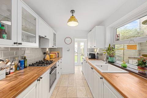 73 Flaxton Road, London, SE18 2EJ