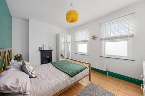 73 Flaxton Road, London, SE18 2EJ
