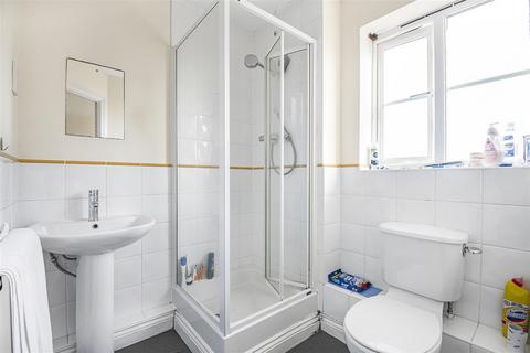 10 Cintra Close, Reading, RG2 7AL