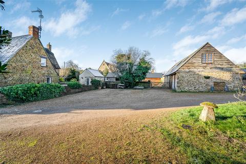 4 bedroom detached house for sale, Main Road, Deddington OX15