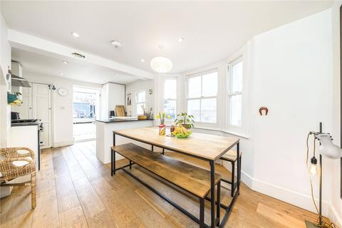 3 bedroom terraced house for sale, Nutcroft Road, Peckham, SE15