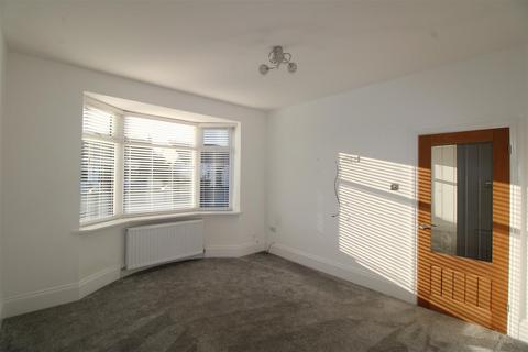 3 bedroom apartment for sale, Thistley Close, Walkerville, Newcastle Upon Tyne