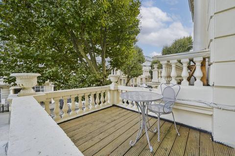 1 bedroom flat to rent, Inverness Terrace, Bayswater, London, W2