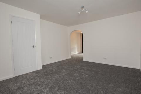 3 bedroom end of terrace house to rent, Ivanhoe Close, Crawley, Rh11