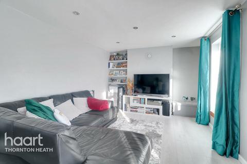 2 bedroom flat for sale, Livingstone Road, Thornton Heath