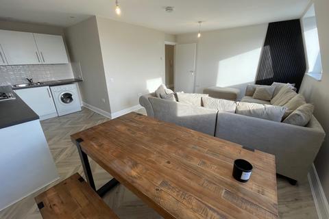 2 bedroom flat for sale, Moors Walk, Welwyn Garden City AL7