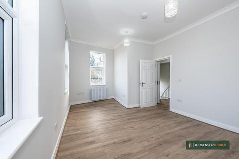 2 bedroom flat to rent, Uxbridge Road, shepherds bush, W12