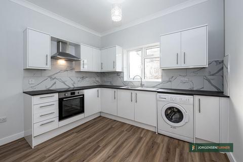 2 bedroom flat to rent, Uxbridge Road, shepherds bush, W12