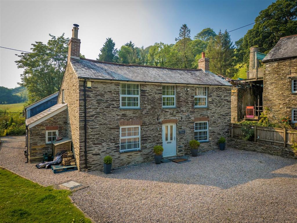 Parry Heskin Mill Cottage-19.jpg