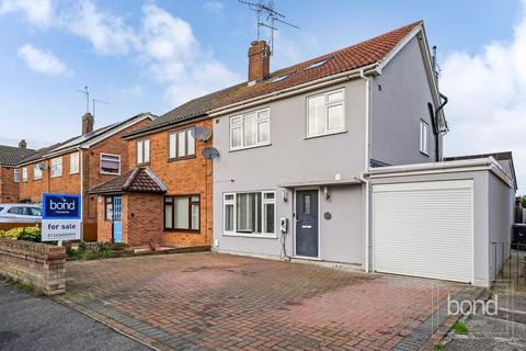 47 Juniper Drive, Chelmsford, CM2 9HN