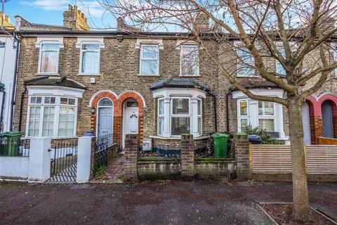 3 bedroom house for sale, Brookscroft Road, London E17