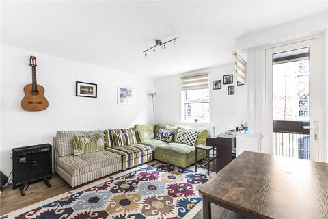 Flat 4, 42 Rawstorne Street, London, EC1V 7PN