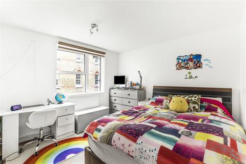 Flat 4, 42 Rawstorne Street, London, EC1V 7PN