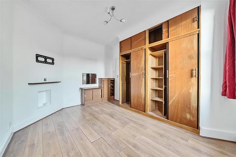 9 Hackbridge Road, Wallington, SM6 7AY