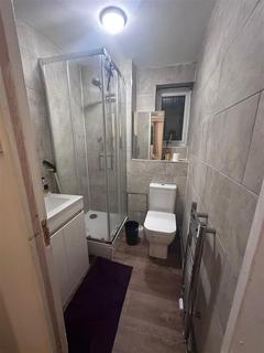 4 bedroom property to rent, Emperor Court, Cambridge