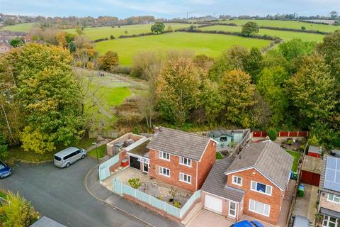 3 bedroom detached house for sale, The Clough, Hady, Chesterfield, S41 0BZ