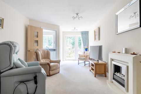 2 bedroom flat for sale, Bath Road, Devizes