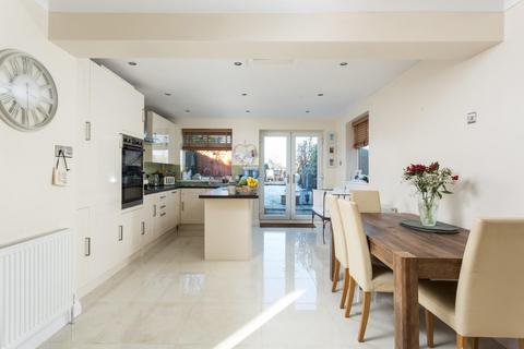 3 Coney Hill, Kelfield, York, YO19 6RL