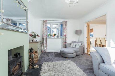 3 Coney Hill, Kelfield, York, YO19 6RL