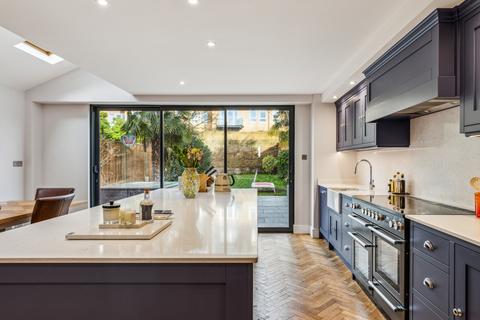 5 bedroom semi-detached house for sale, Ormeley Road, SW12