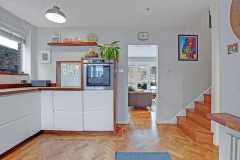 1 Gable Court, London, SE26 6HR