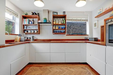 1 Gable Court, London, SE26 6HR