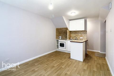 1 bedroom maisonette for sale, Foxburrows Avenue, GUILDFORD