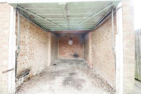 Garage for sale, Kinross Crescent, Luton