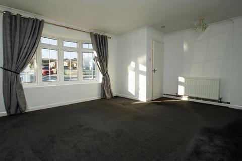 2 bedroom detached bungalow for sale, Ambrey Close, Hunmanby YO14