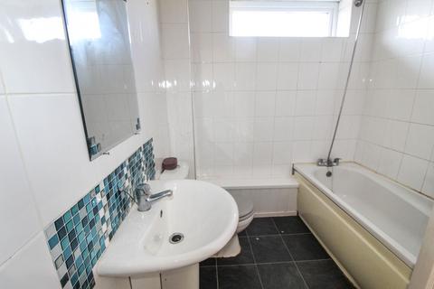 2 bedroom end of terrace house to rent, Chirton Green, Blyth, NE24