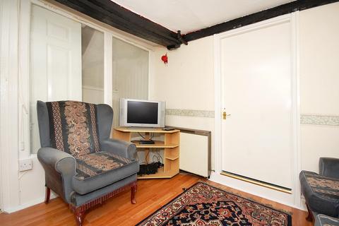 undefined, Goodramgate, York, YO1
