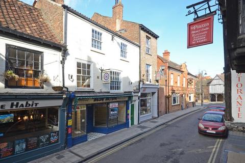 1 bedroom in a house share to rent, Goodramgate, York, YO1