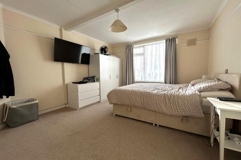 2 bedroom flat to rent, Weymouth