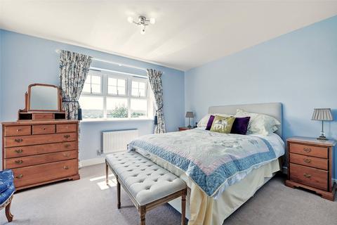 46 Campbell Road, Marlow, SL7 3GZ