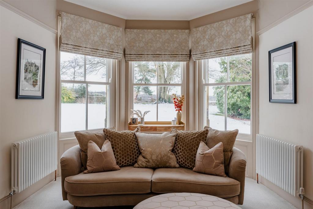 Formal Lounge