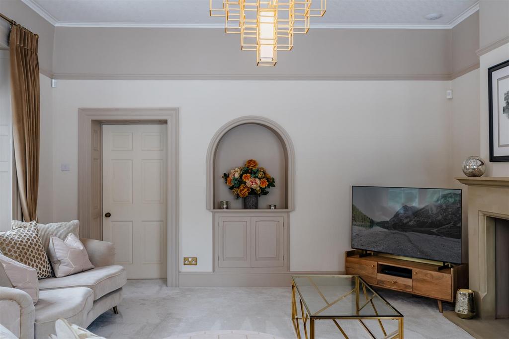 Formal Lounge