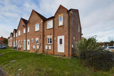 2 bedroom end of terrace house for sale, Reynard Close, Hutton Cranswick, YO25 9PG