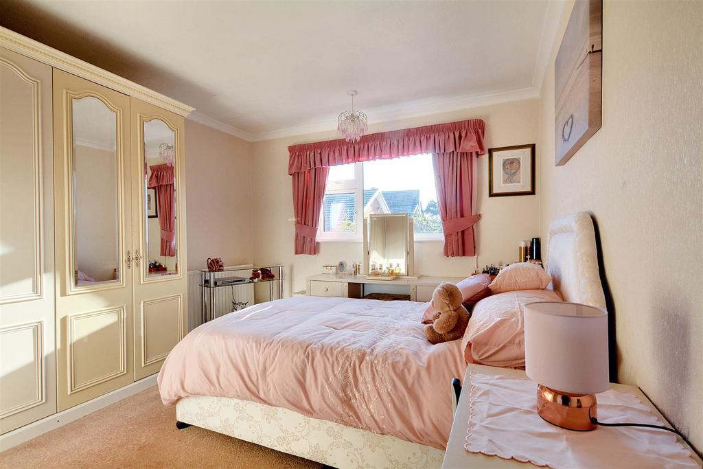 Bedroom One 1.jpeg