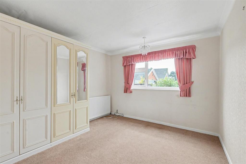 Bedroom 1 1.jpeg