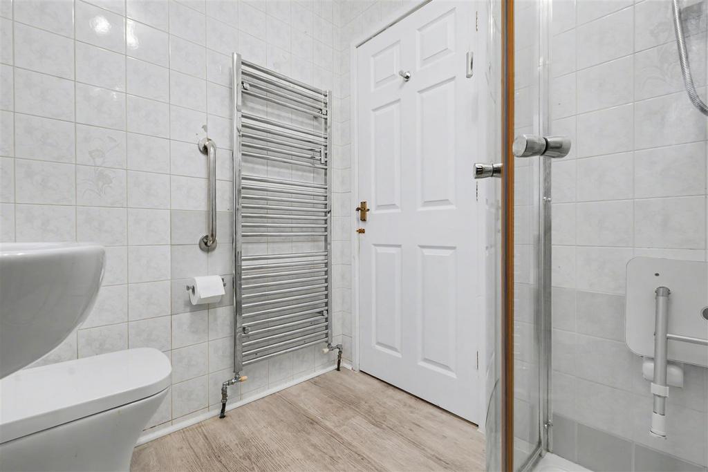 Shower Room 2.jpeg